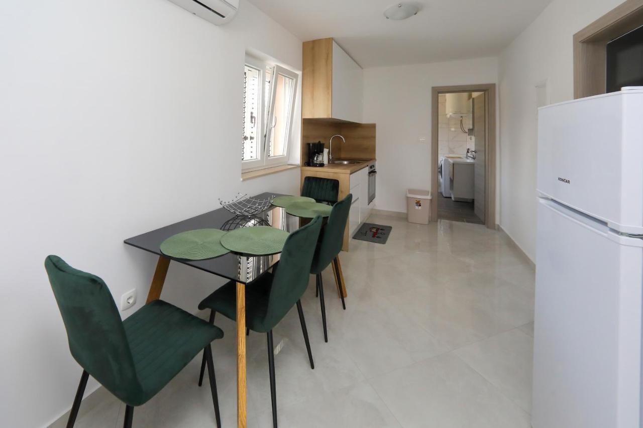 Alfonso Apartment Bibinje Exterior photo